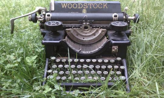 typewriter.jpg