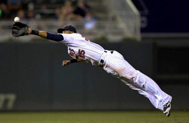 Joe Mauer treats Cedar Rapids fans with big-league respect