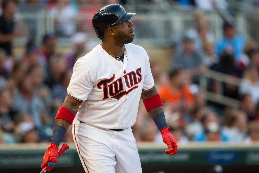 More information about "Twins 9, White Sox 7: Vargas Hits One To Venus"