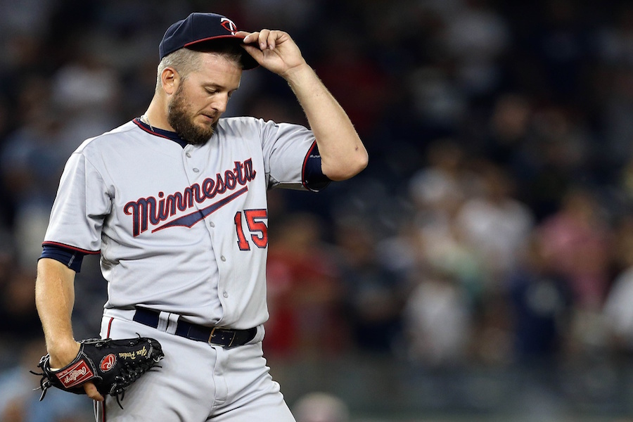 Twins closer Perkins needs surgery, out for 2016 