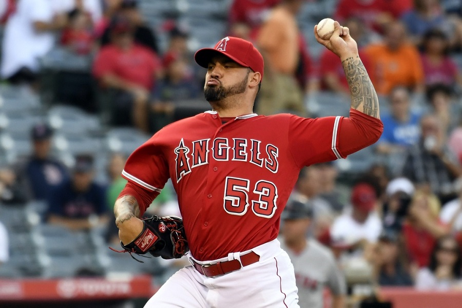 More information about "Hector "Houdini" Santiago: New Pitcher Excels With Runners On"