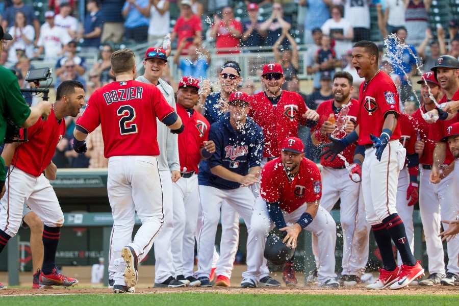 MIN 11, TB 7: Dozier Grand Slam Ends Wild Game, First Half