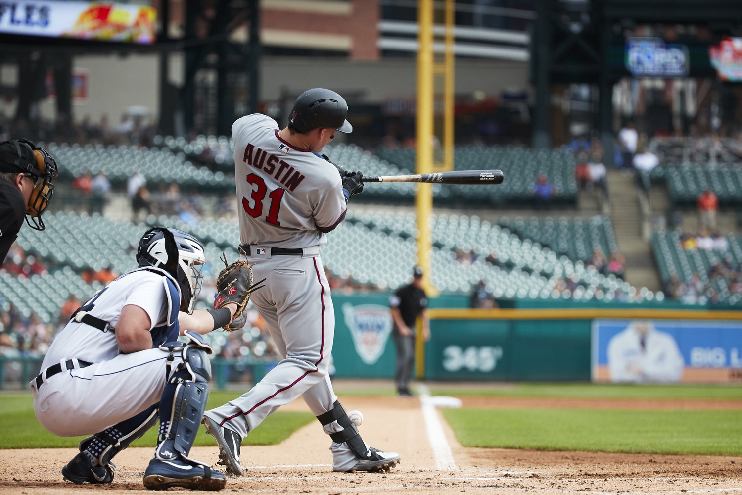 Nicholas Castellanos Can't Play First Base - Twins - Twins Daily