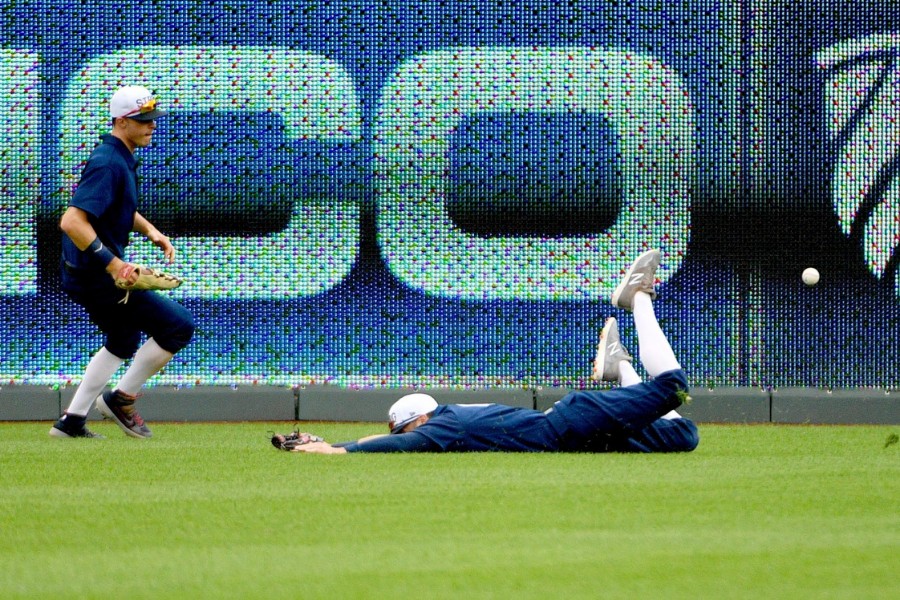 More information about "KC 6, MIN 1: Bad Inning Spoils Awesome Uniforms"