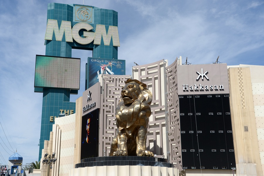 More information about "Gleeman & The Geek, Ep 186: Stathead Molitor, Dad Gardy & Over/Unders"