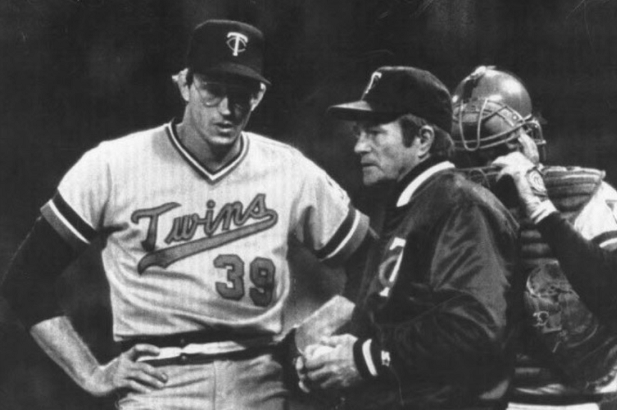 More information about "Episode 17: Get to Know the 1980s Twins (with Howard Sinker)"