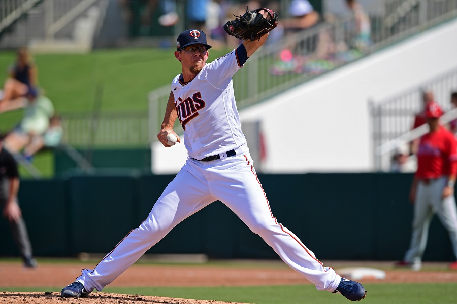 More information about "Twins Notebook 8/10: How Will Baldelli Use the Bullpen After Clippard Opens?"