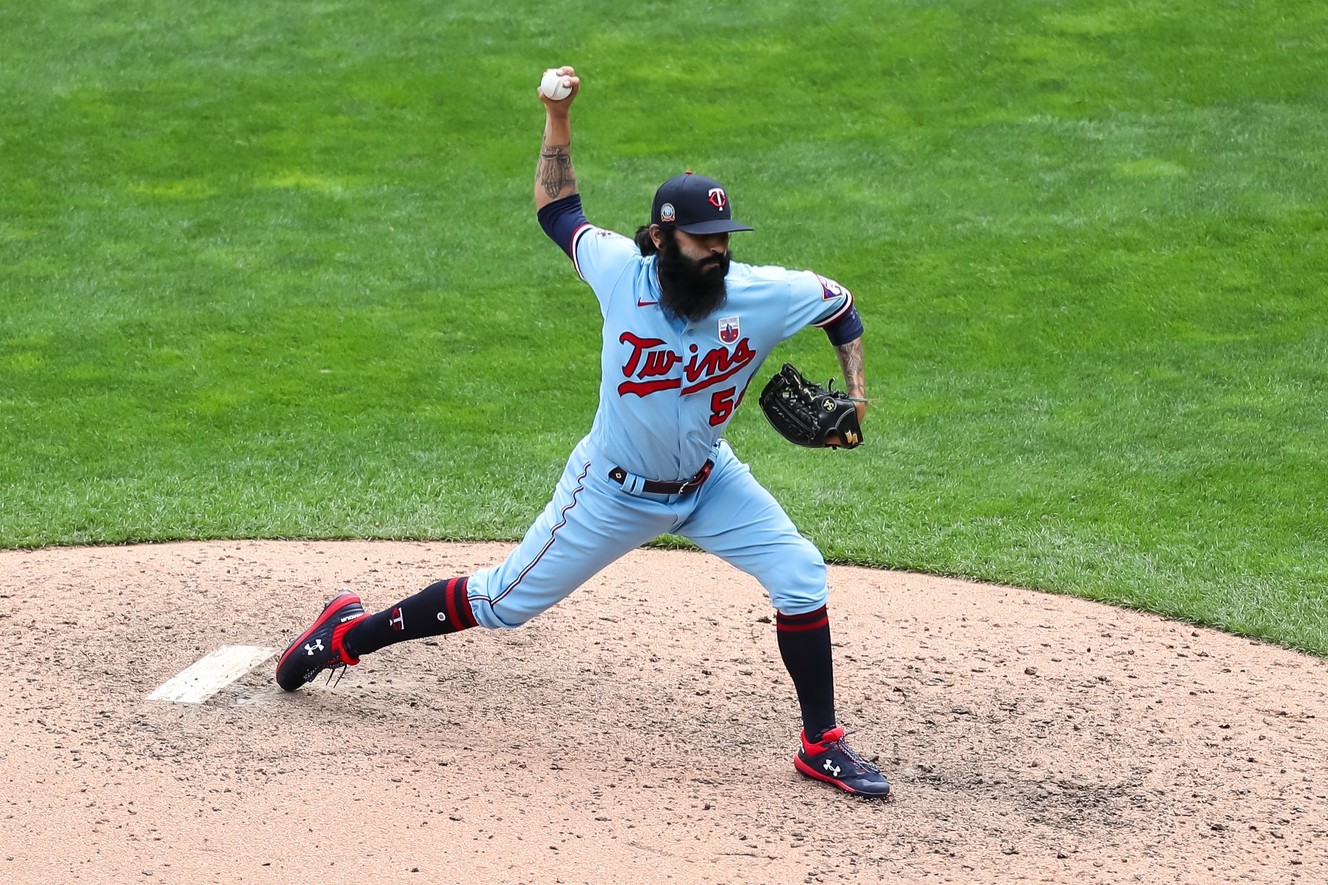 NEAL: Sergio Romo a Free Agent After Twins Decline 2021 Option - Twins -  Twins Daily