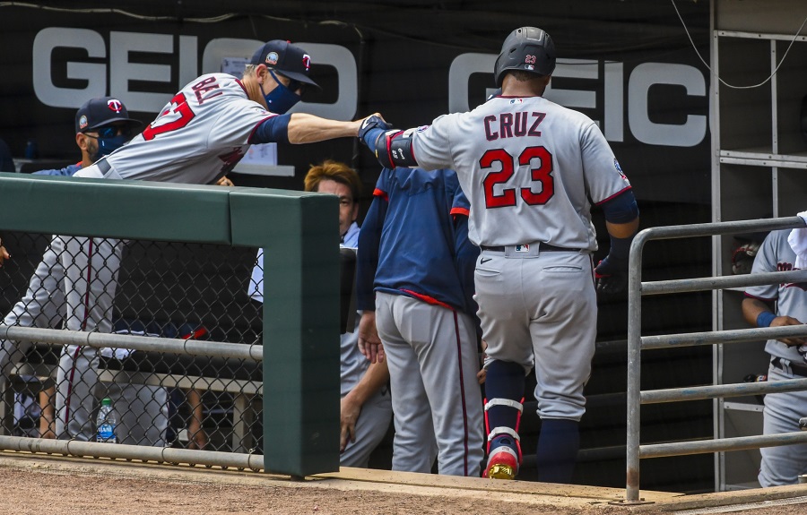 Twins bench coach Mike Bell has kidney cancer, will be away from team