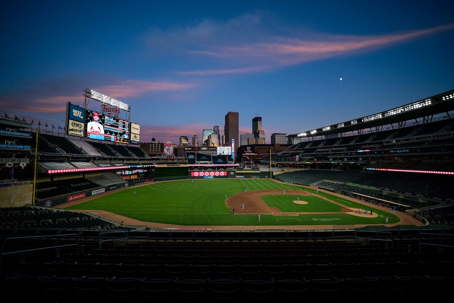 More information about "Twins Fans Welcomed Back to Target Field?"