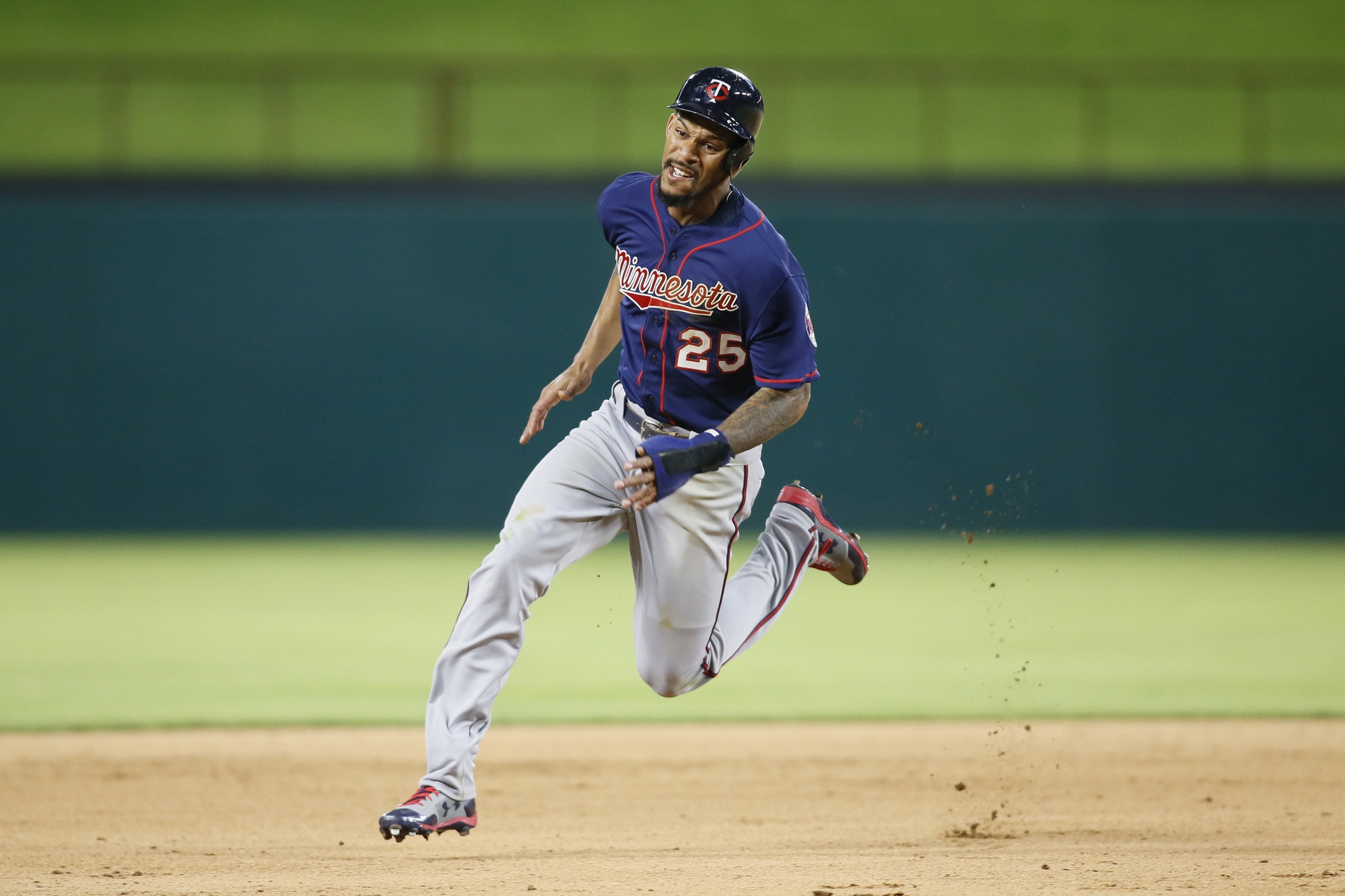 More information about "DAAYYAAM. Byron Buxton Is Fast."