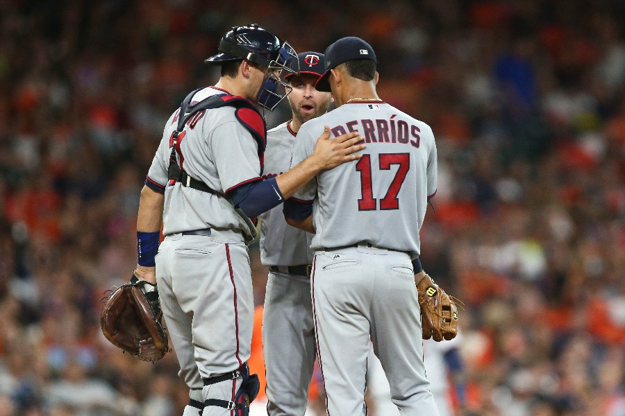 More information about "Astros 10, Twins 5: Berrios Bombs"