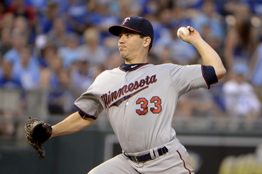 Twins Topple Royals; Milone, Escobar Deliver