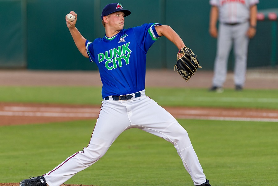 2018 Harmon Killebrew Award Winner - Tyler Wells (Ft. Myers Miracle ...