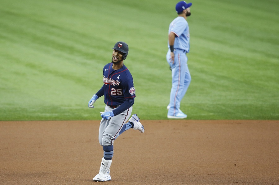 Twins add Byron Buxton to ALDS roster as injury replacement for