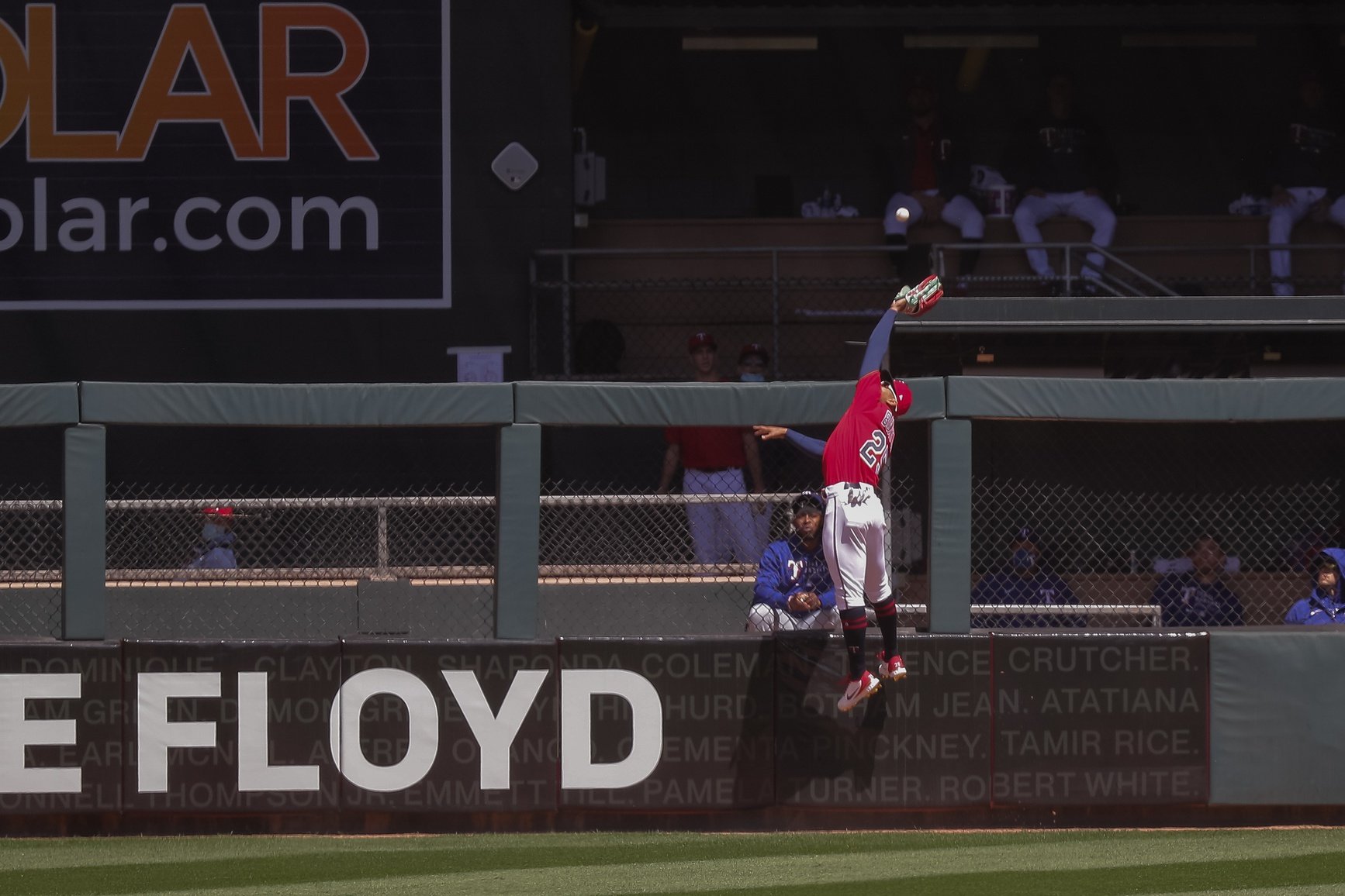 Byron Buxton's diving catch, 04/24/2021