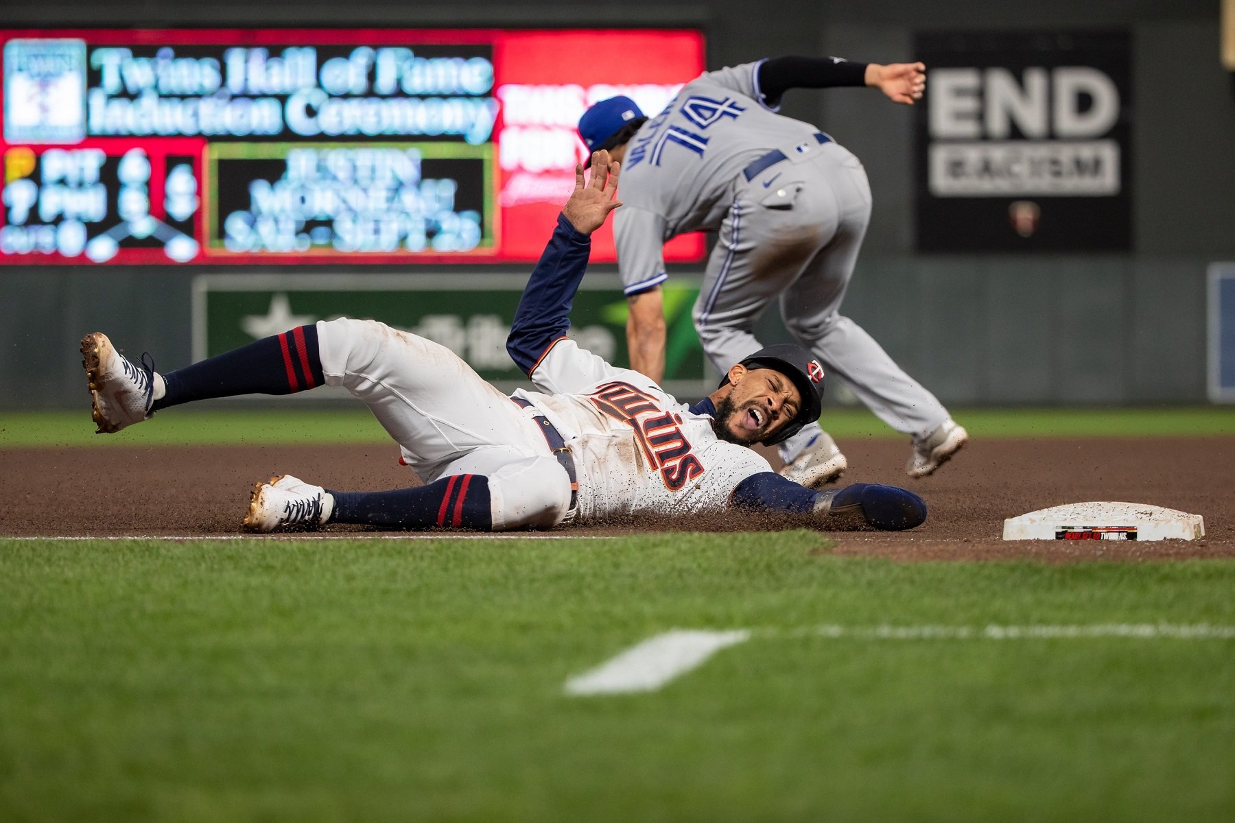 Byron Buxton's seven-year deal with Twins official: 'Nowhere else