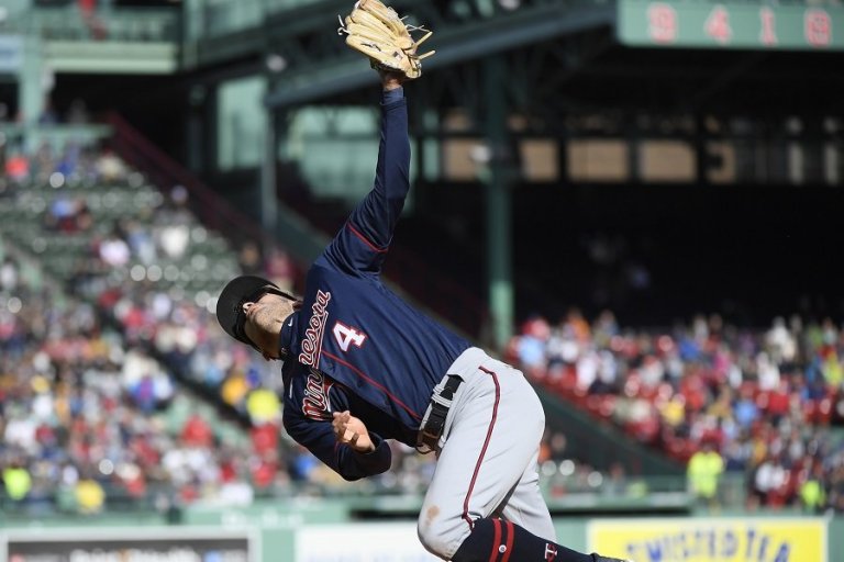 Game Score: Red Sox 8, Twins, 1