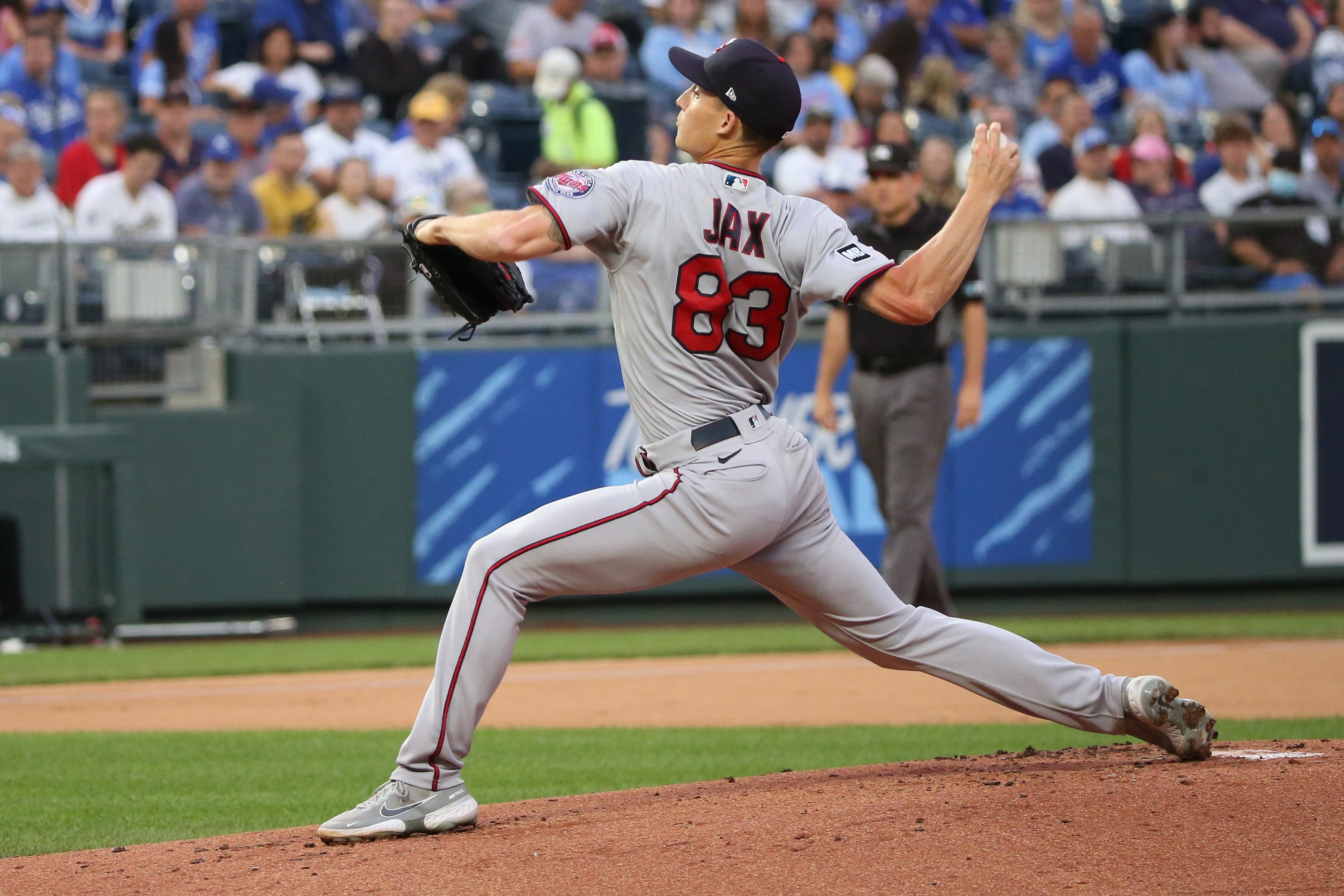 Workhorse pitchers key to both Twins World Series titles