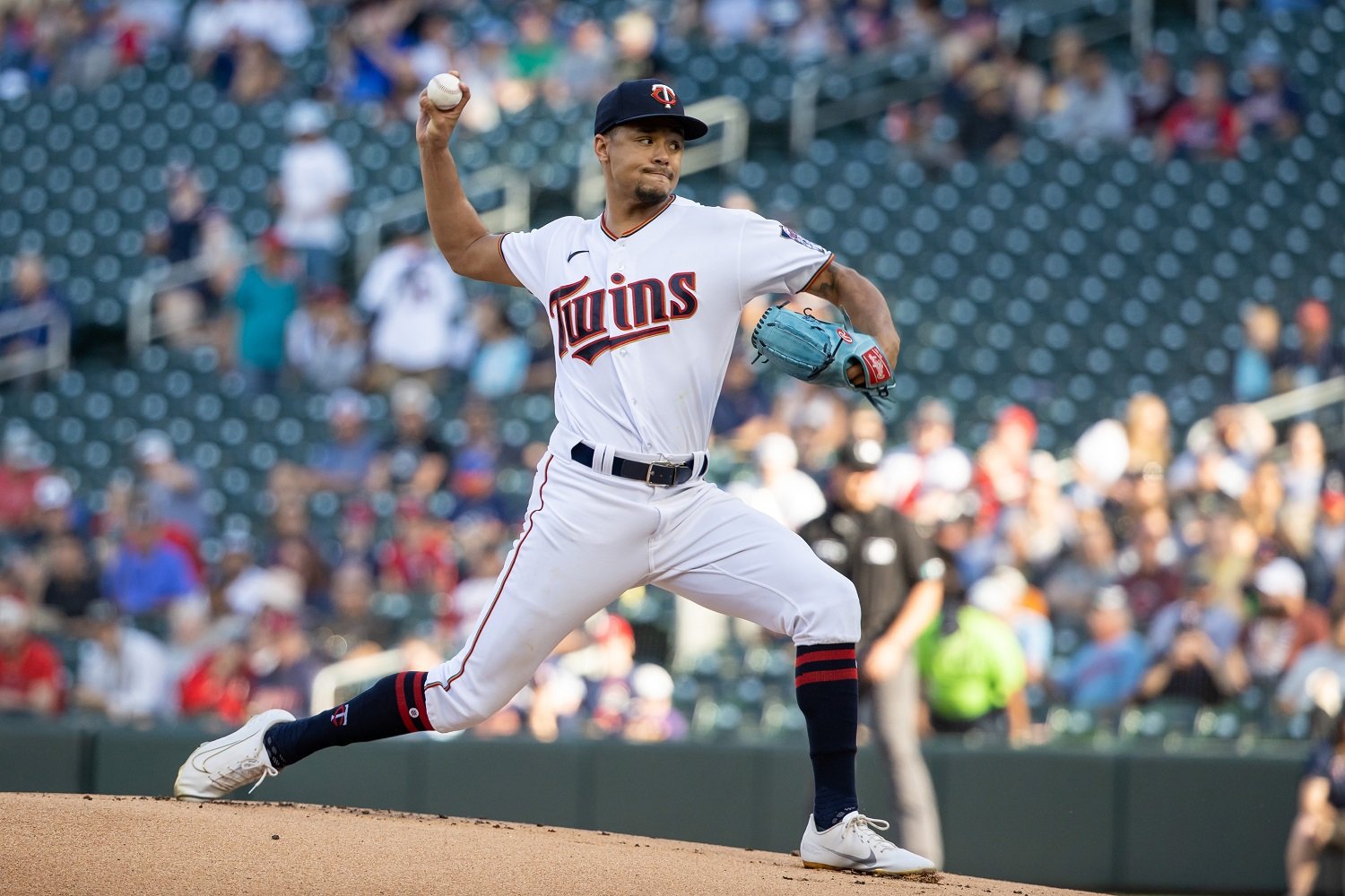 Twins add former Rays, Pirates pitcher Chris Archer to rotation