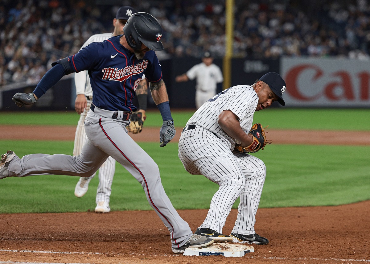 MLB shift rule change in 2023 aims to help hitters, but strong