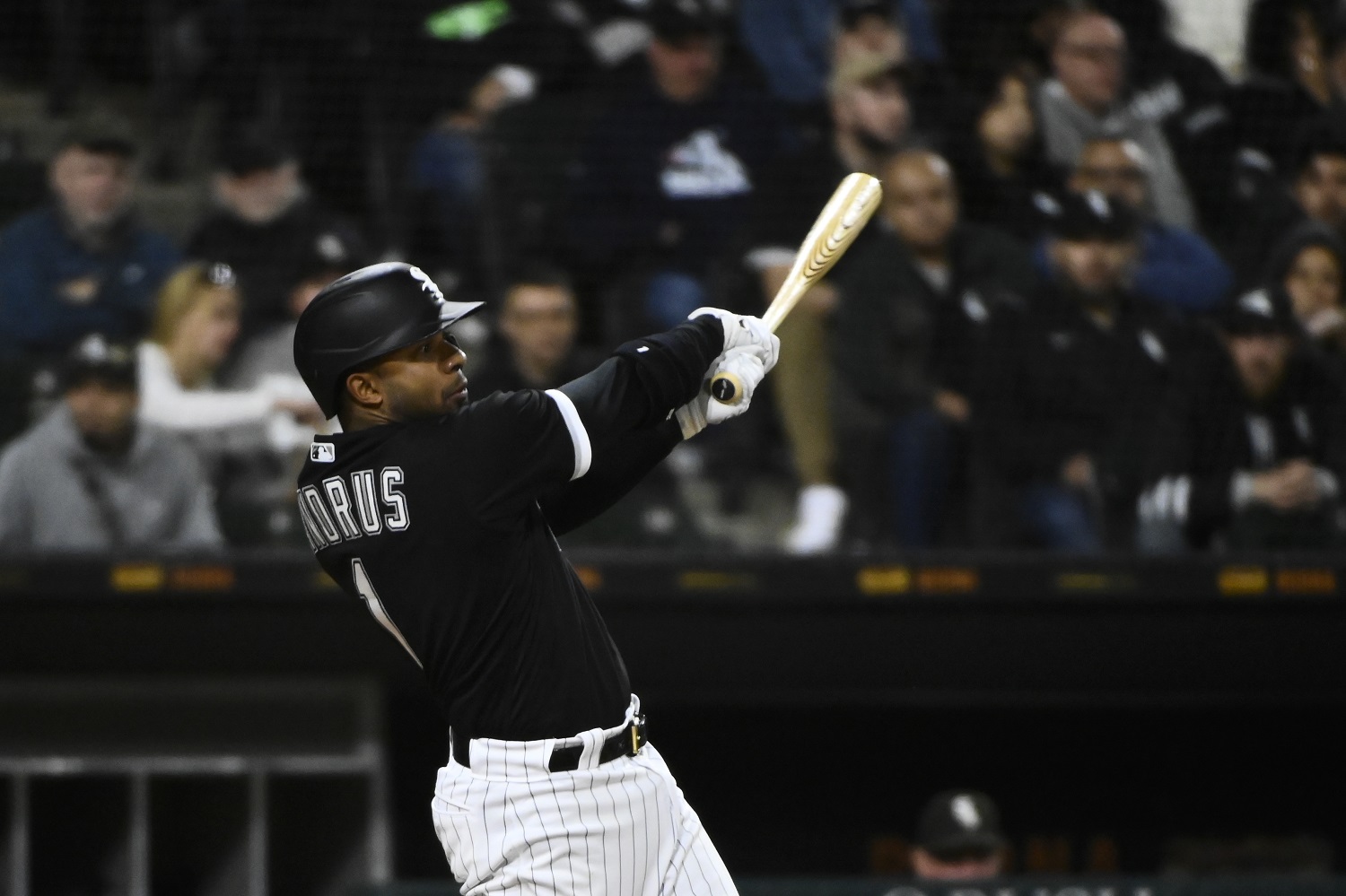 White Sox Re-Sign Free Agent Elvis Andrus, per Reports - Sports