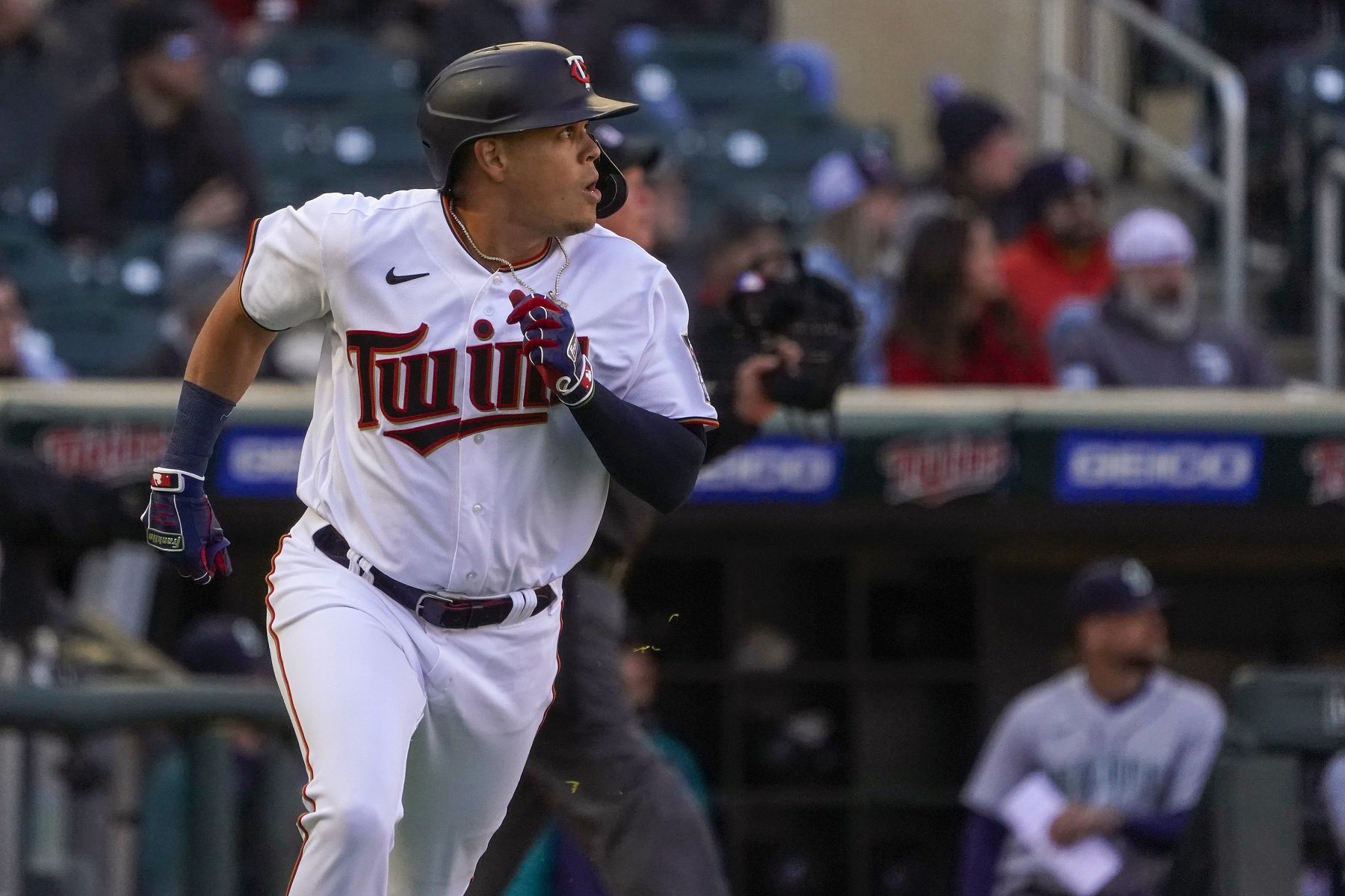 Gio Urshela of the Minnesota Twins steals second base in the sixth