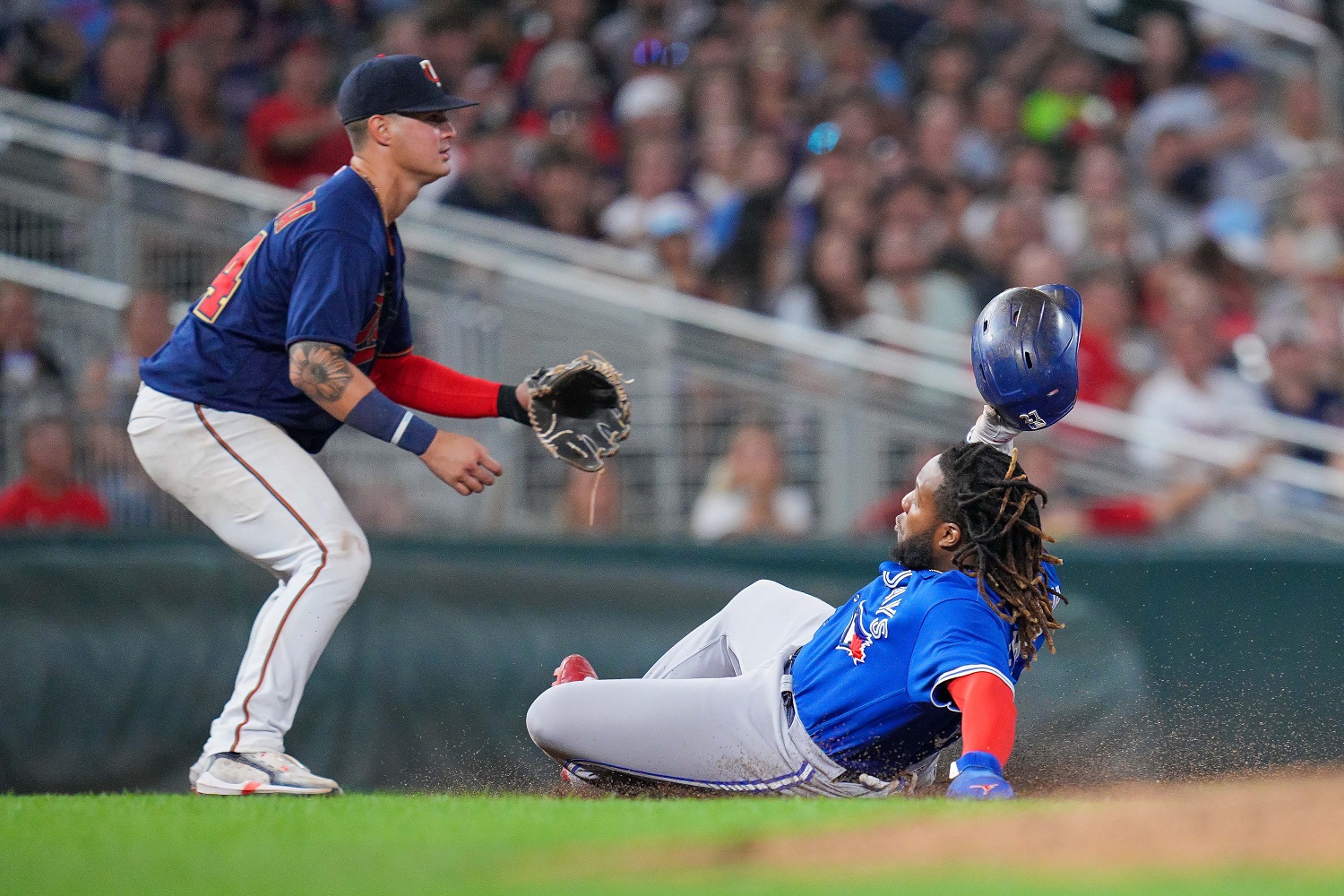 MLB teams and fans tip their caps — and belts and shoes and eye