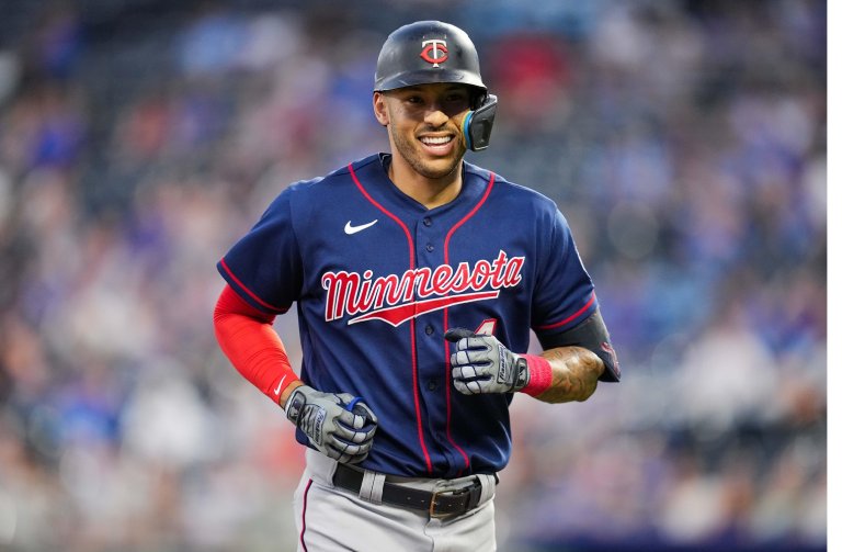 Trading Places: Could Twins End Up with Brandon Crawford at Shortstop? -  Twins - Twins Daily