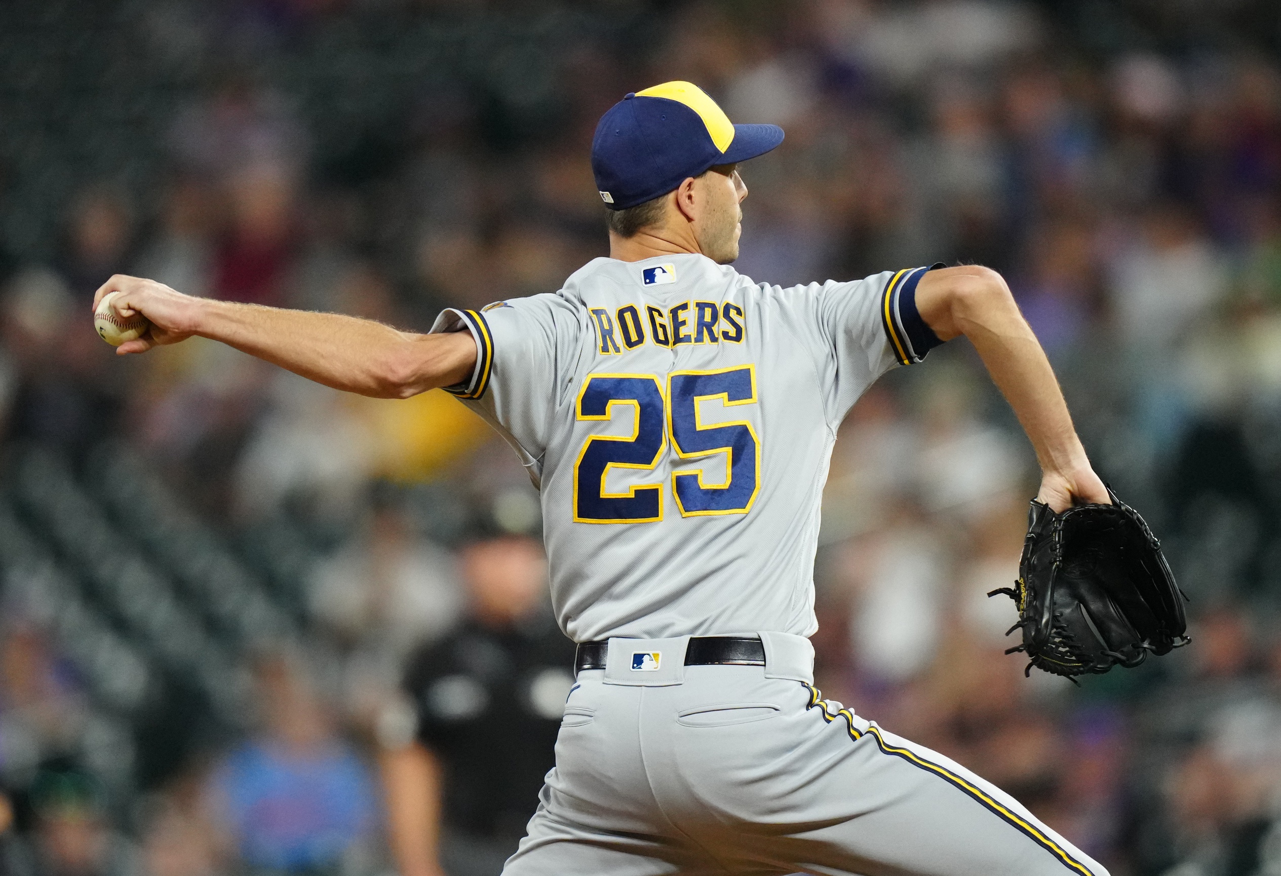 Taylor Rogers gets save, twin brother Tyler loss as Padres top