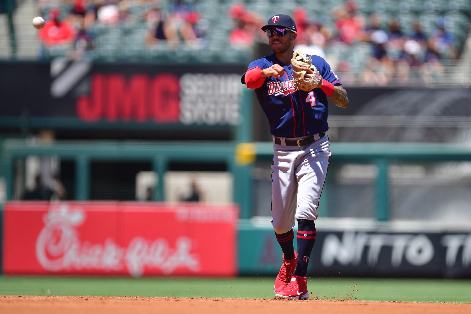 Watch: Carlos Correa tries on his new uniform & looks ready to take on AL  Central