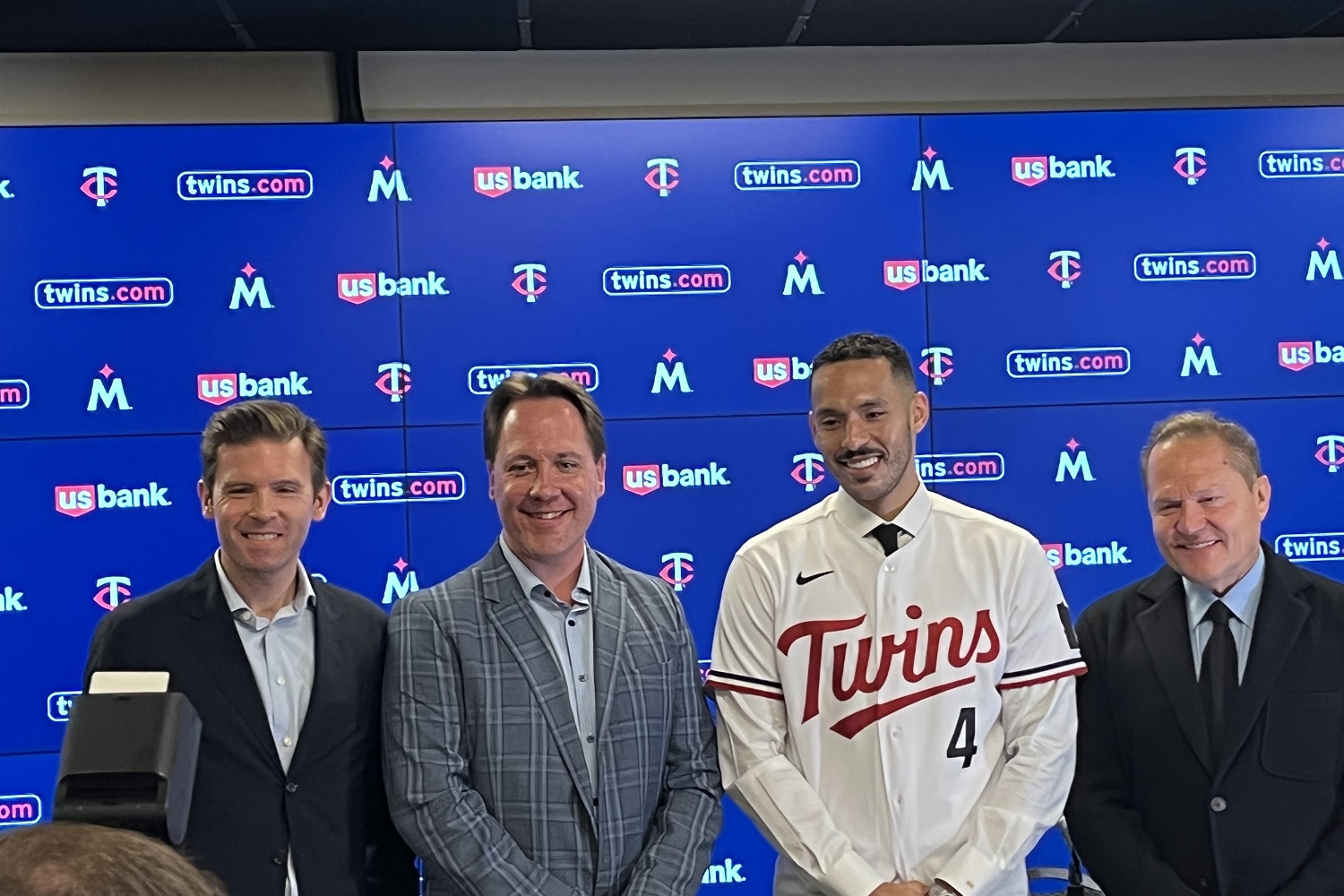 It's Official! Carlos Correa is Re-introduced as a Twin - Twins - Twins  Daily