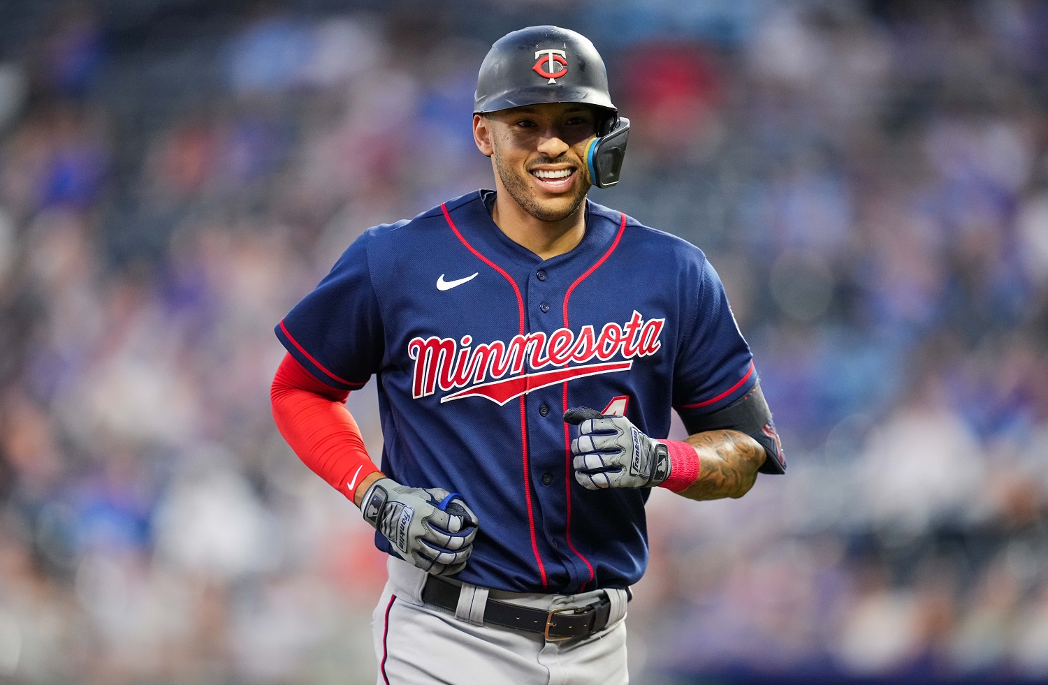 MINNEAPOLIS, MN - AUGUST 25: Minnesota Twins Infield Carlos Correa