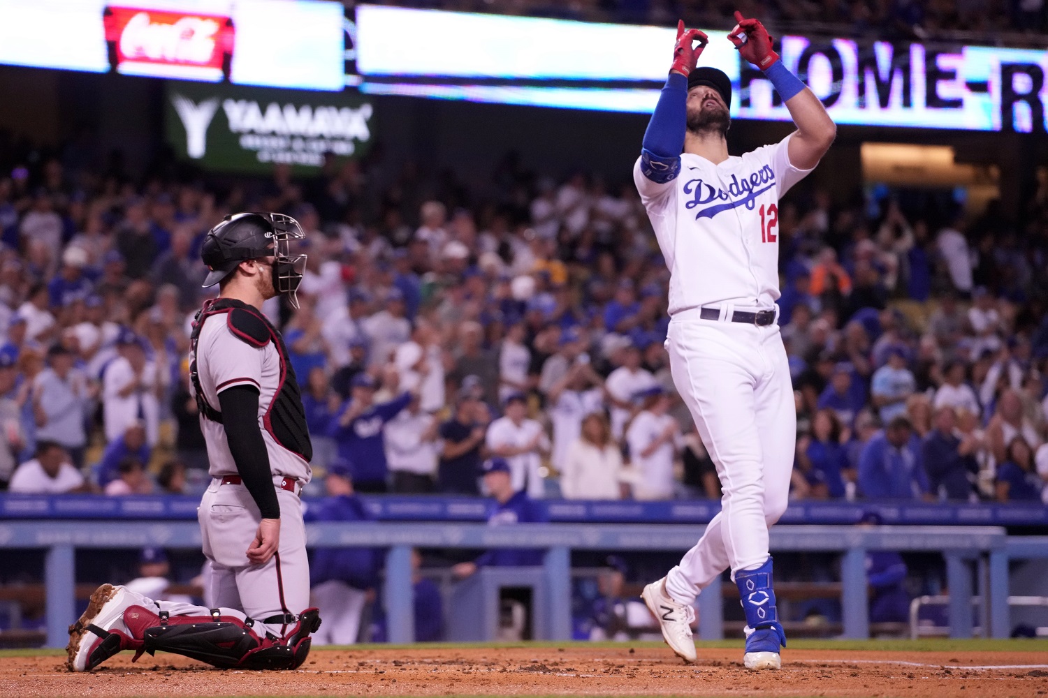 Dodgers: Kyle Farmer is Forcing His Way Onto the Opening Day Roster