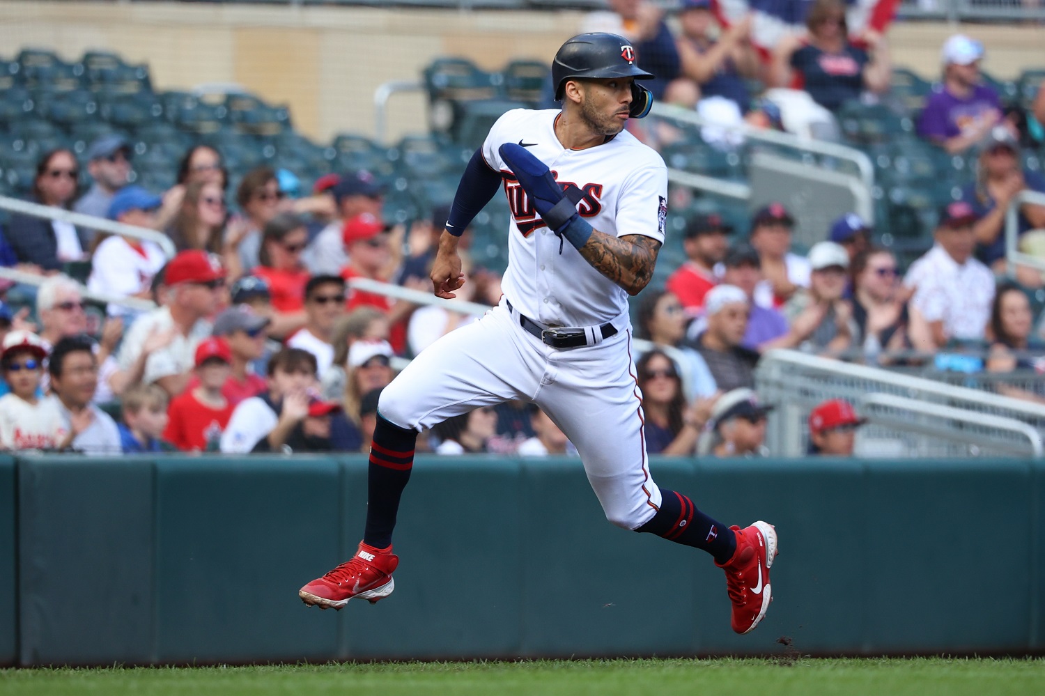 Carlos Correa Is Introduced by Minnesota Twins - The New York Times