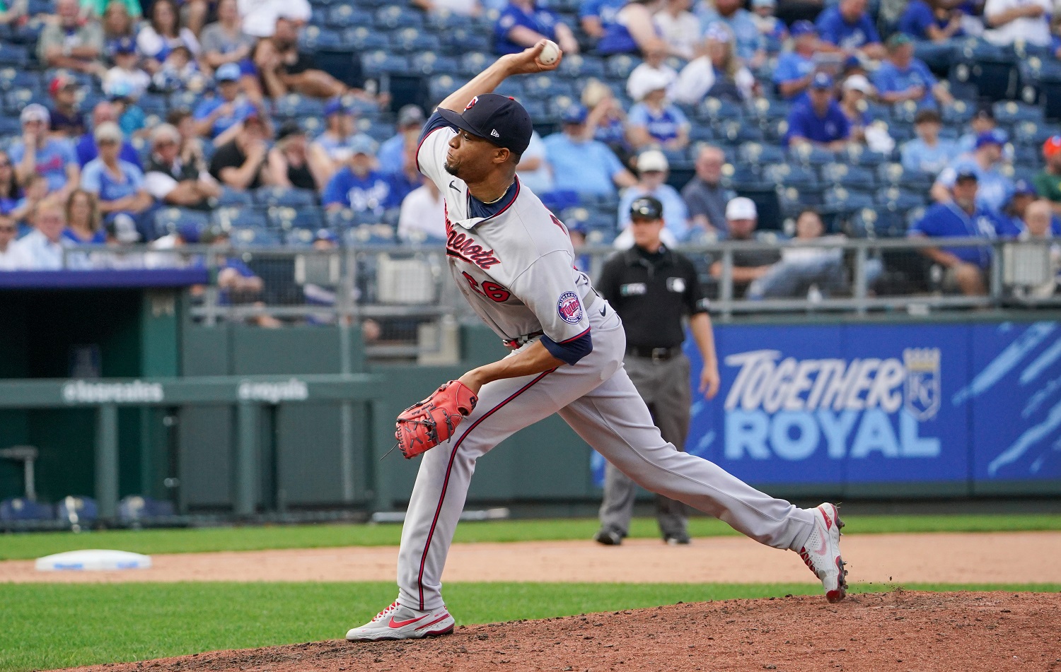 Anderson twins lean on each other in pitching careers