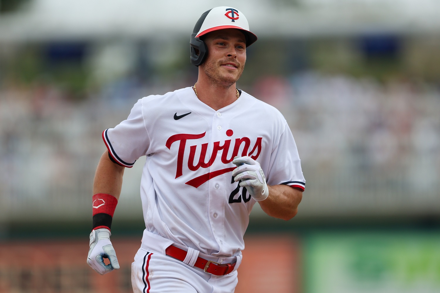 Max Kepler, Luis Arraez depart Twins game because of injuries