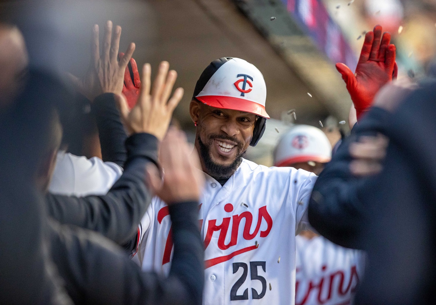 Twins 7, Royals 1: Big Arms Bring Back Bombas - Twins - Twins Daily