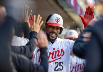 Twins 7, Royals 1: Big Arms Bring Back Bombas