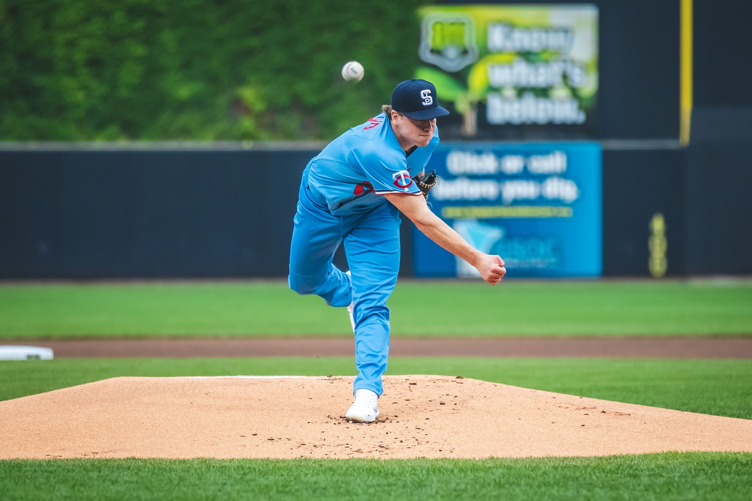 Cedar Rapids Kernels - Cedar Rapids Kernels first baseman Aaron