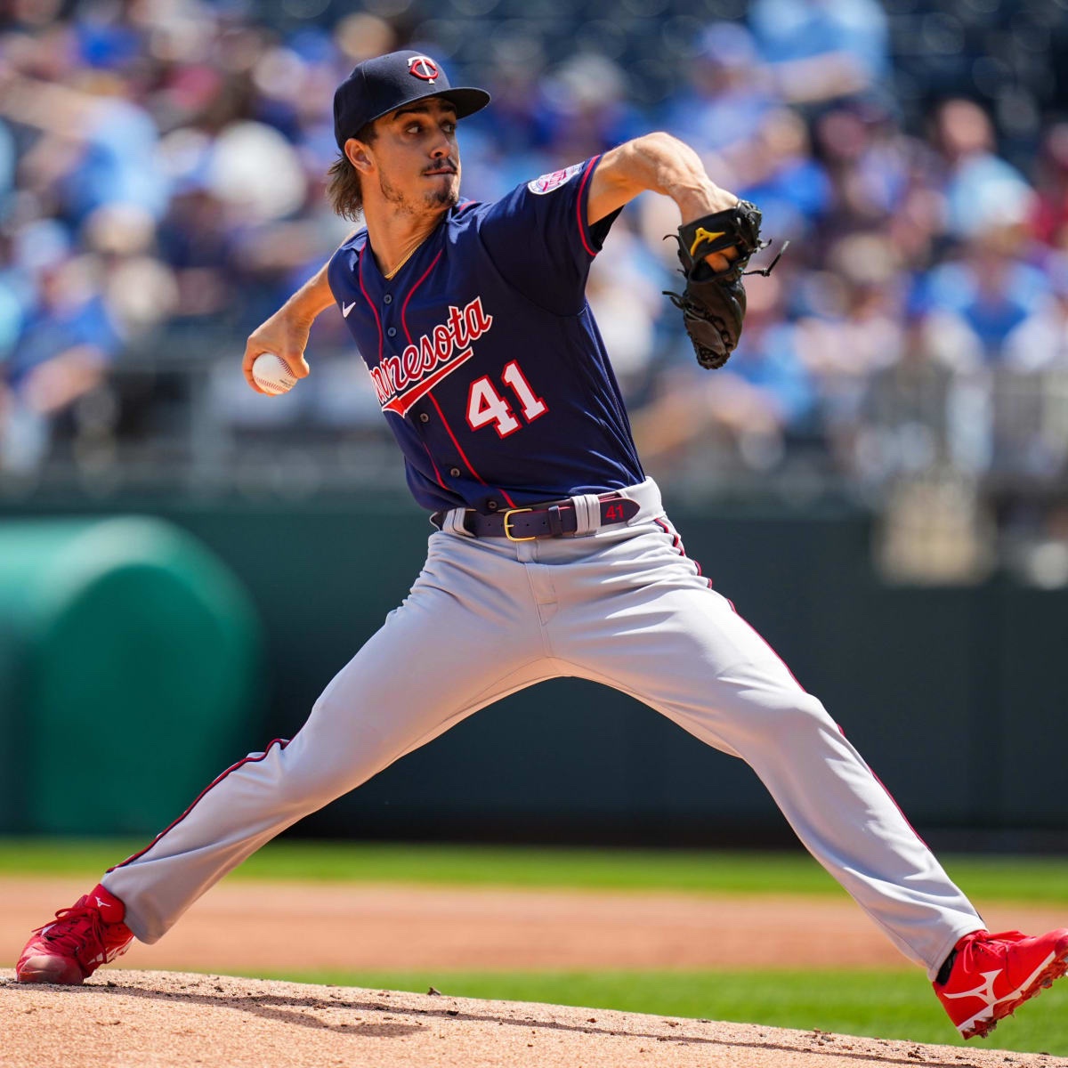 Twins go into Yankee Stadium with 3-21 record there since 2015