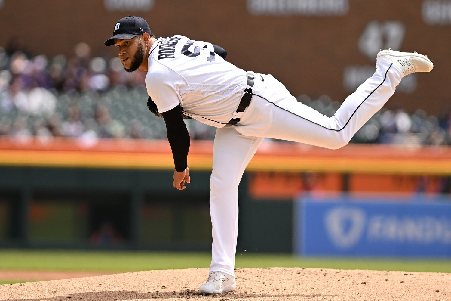 Detroit Tigers make first two roster cuts ahead of deadline