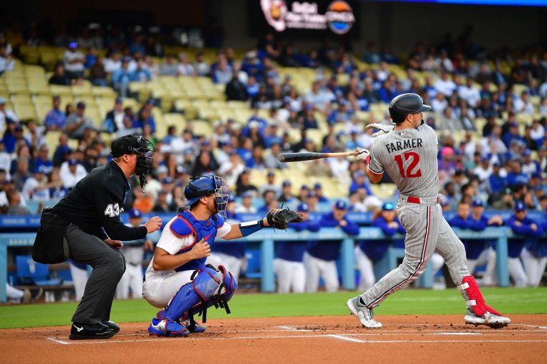 Twins 5, Dodgers 1: Kyle Farmer Vanquishes Dodger Stadium Curse