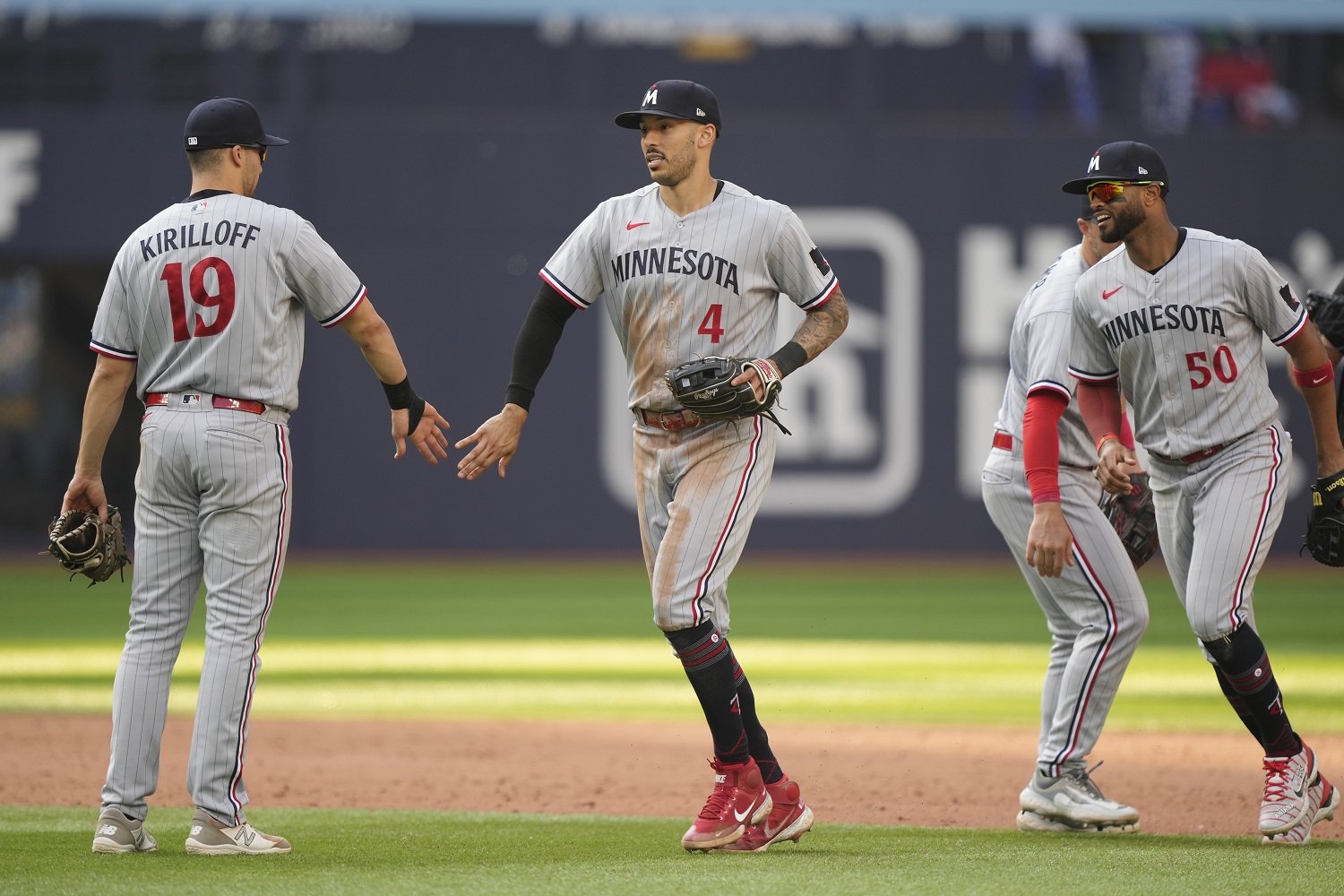 Toronto Blue Jays use the long ball to take series opener from Minnesota  Twins 3-1