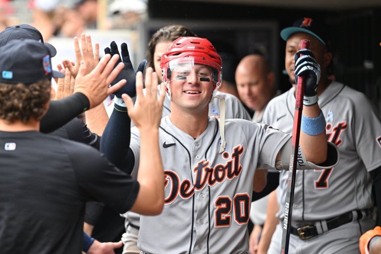 Tigers 6, Twins 4: Twins Rally Strikes Out, Tigers Take Series