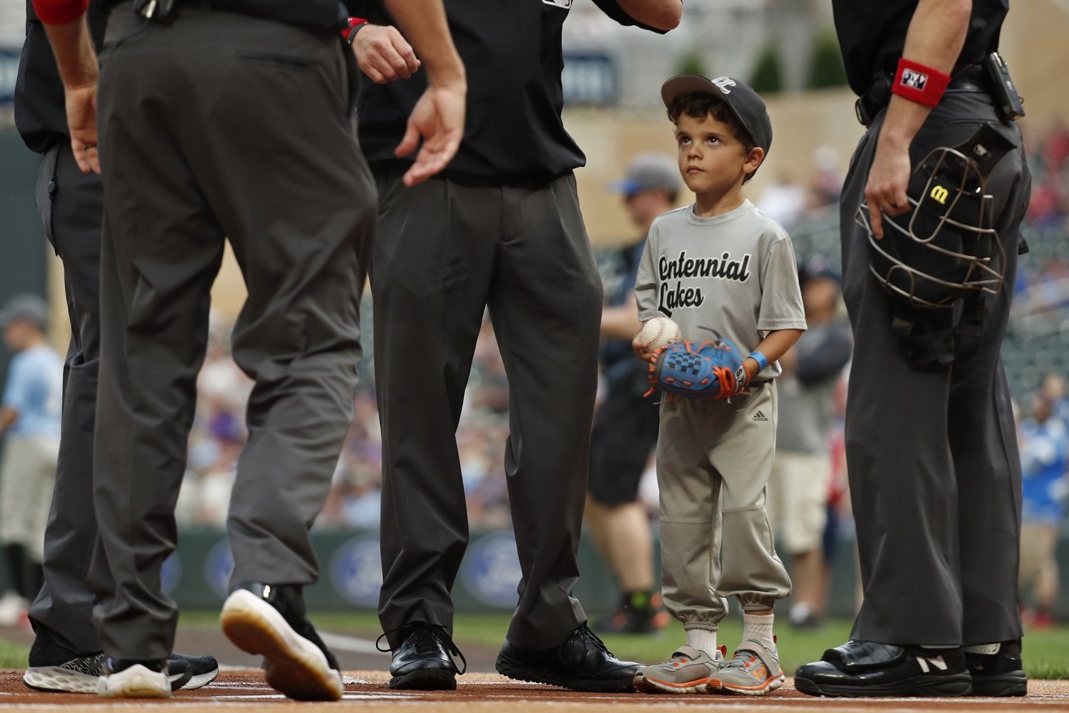 Watch: Shortly before walk-off hit, freak pitch hit Ryan Jeffers