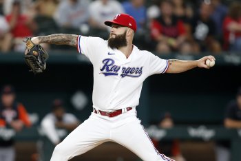 Folding Dallas Keuchel into 6-Man Rotation Would Be Wise Choice for Twins