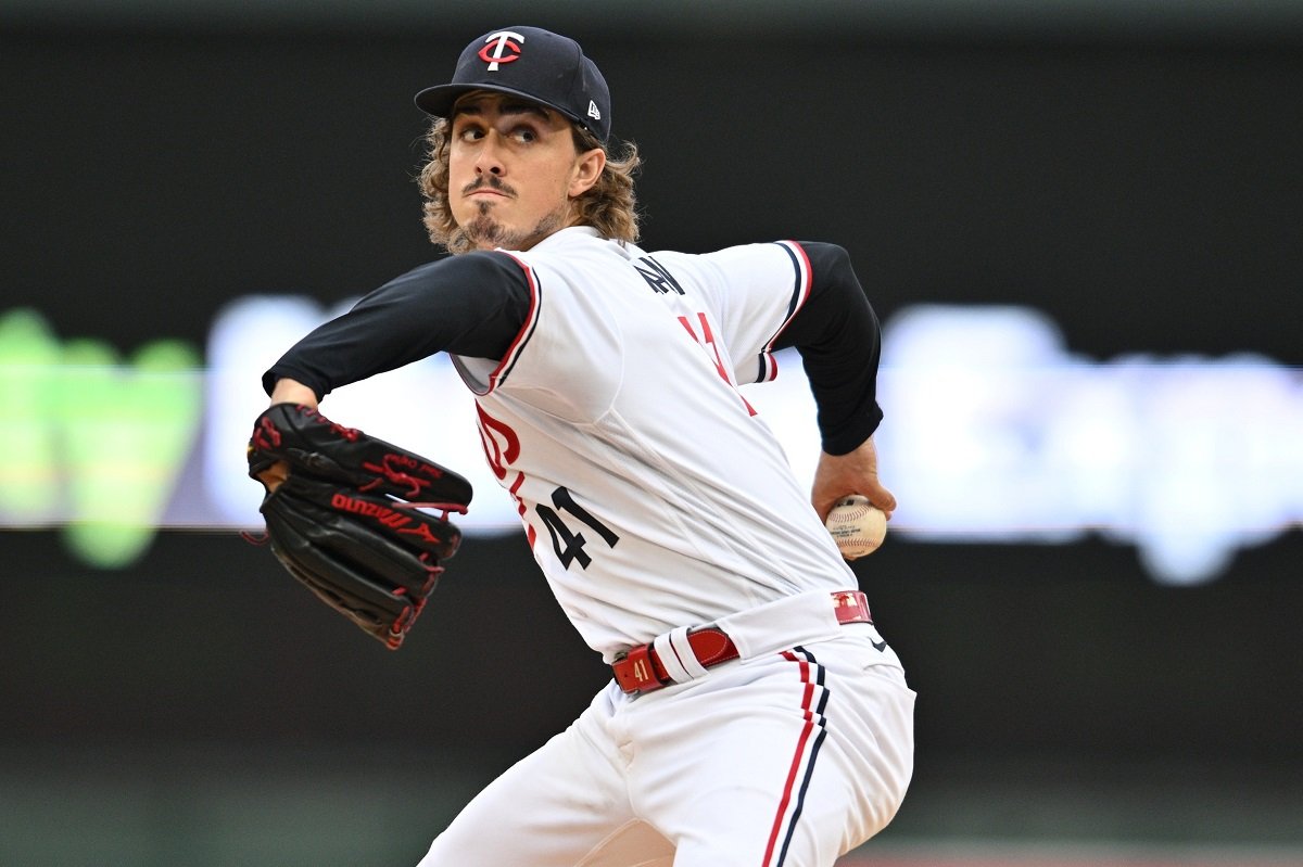 Corbin Carroll doesn't run out of the box, resulting in a game-ending  double play as the Dodgers beat the Diamondbacks 5-4 : r/baseball