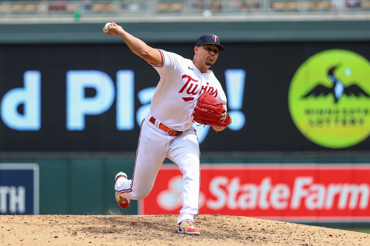 Twins' Jhoan Duran is a closer now, and a darn good one