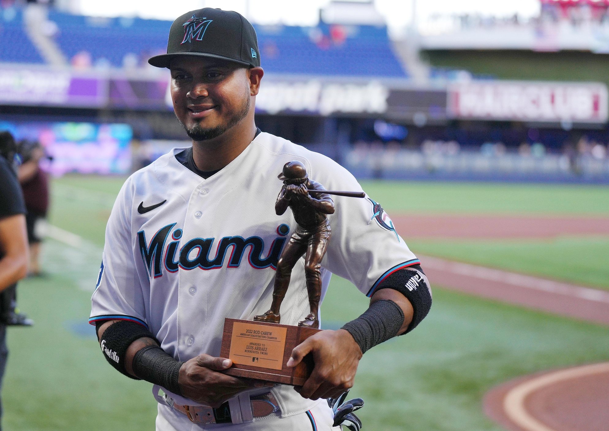 Venezuela player pitches in Little League World Series hours after getting  visa to come to U.S. 